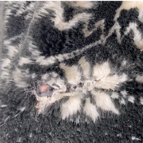 Alia Black Faux Fur Coat With Hood And Winter Themed Trim M - Picture 13 of 16